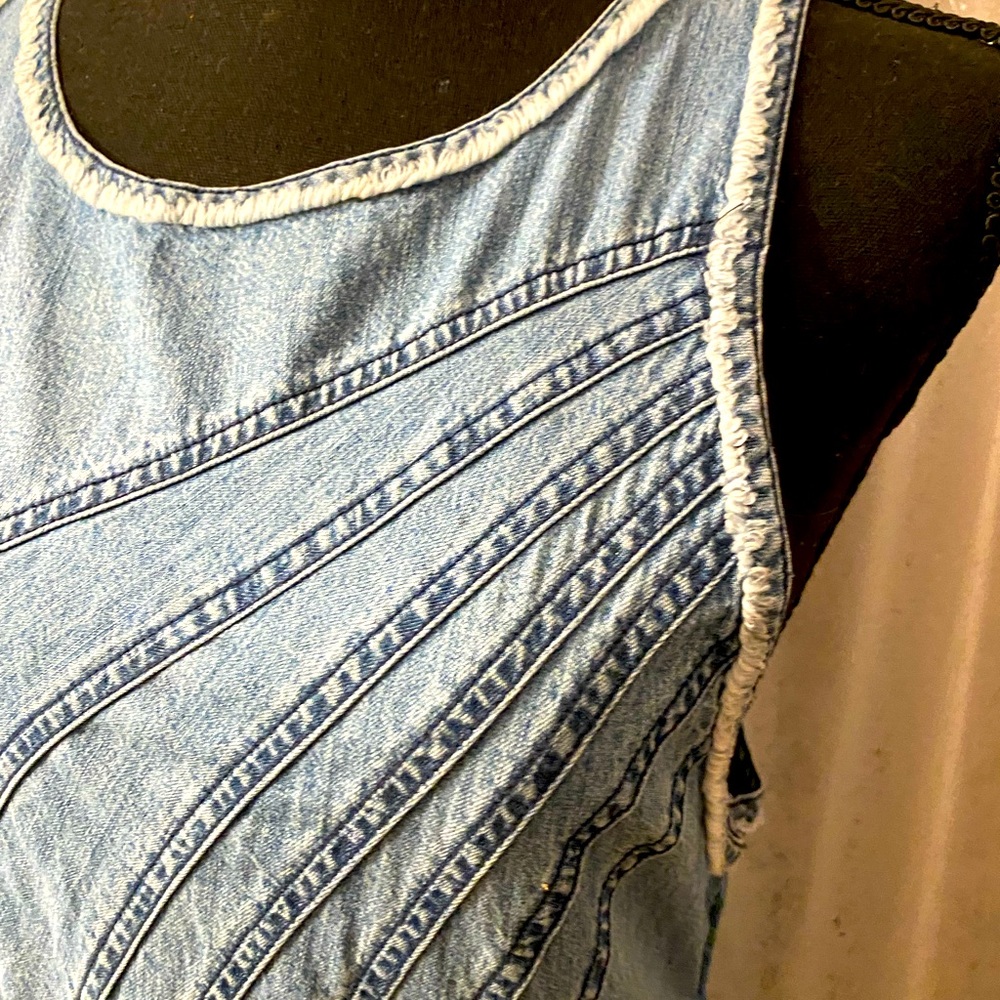 Adorable FREE PEOPLE denim dress with an edge